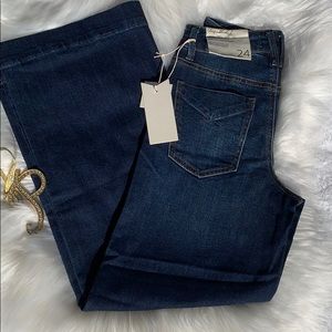 NWT- Unpublished Greta Crop Wide Leg Jeans